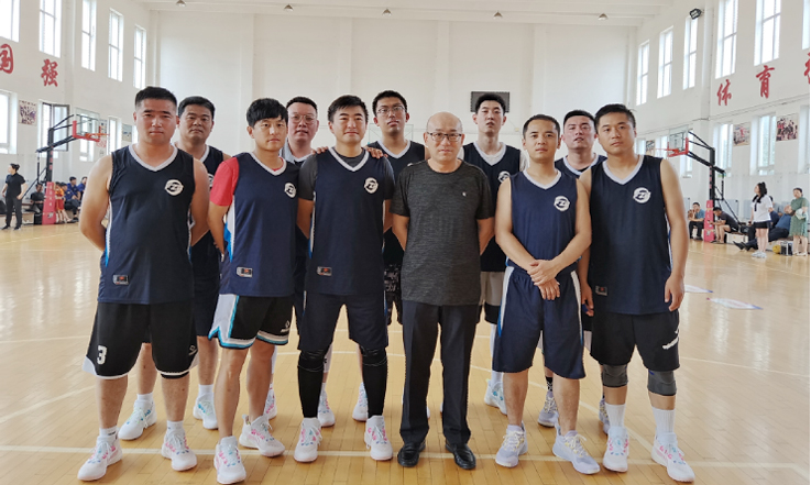 2022年 喜迎20大篮球赛.jpg 喜迎二十大 建功新时代 快盈VIII股份受邀参加高新区职工篮球赛(图1)