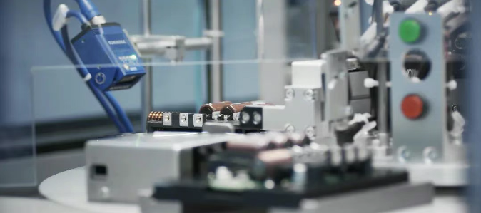 快盈VIII股份拟投资3亿元,布局固态电池等新能源产业(图1) 快盈VIII股份拟投资3亿元,布局固态电池等新能源产业(图1)